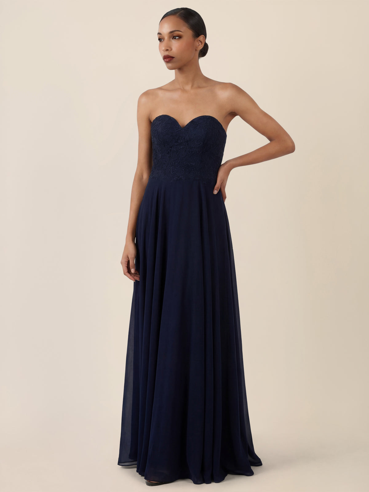 APART Elegantes Abendkleid mit Spitzenmieder | nachtblau