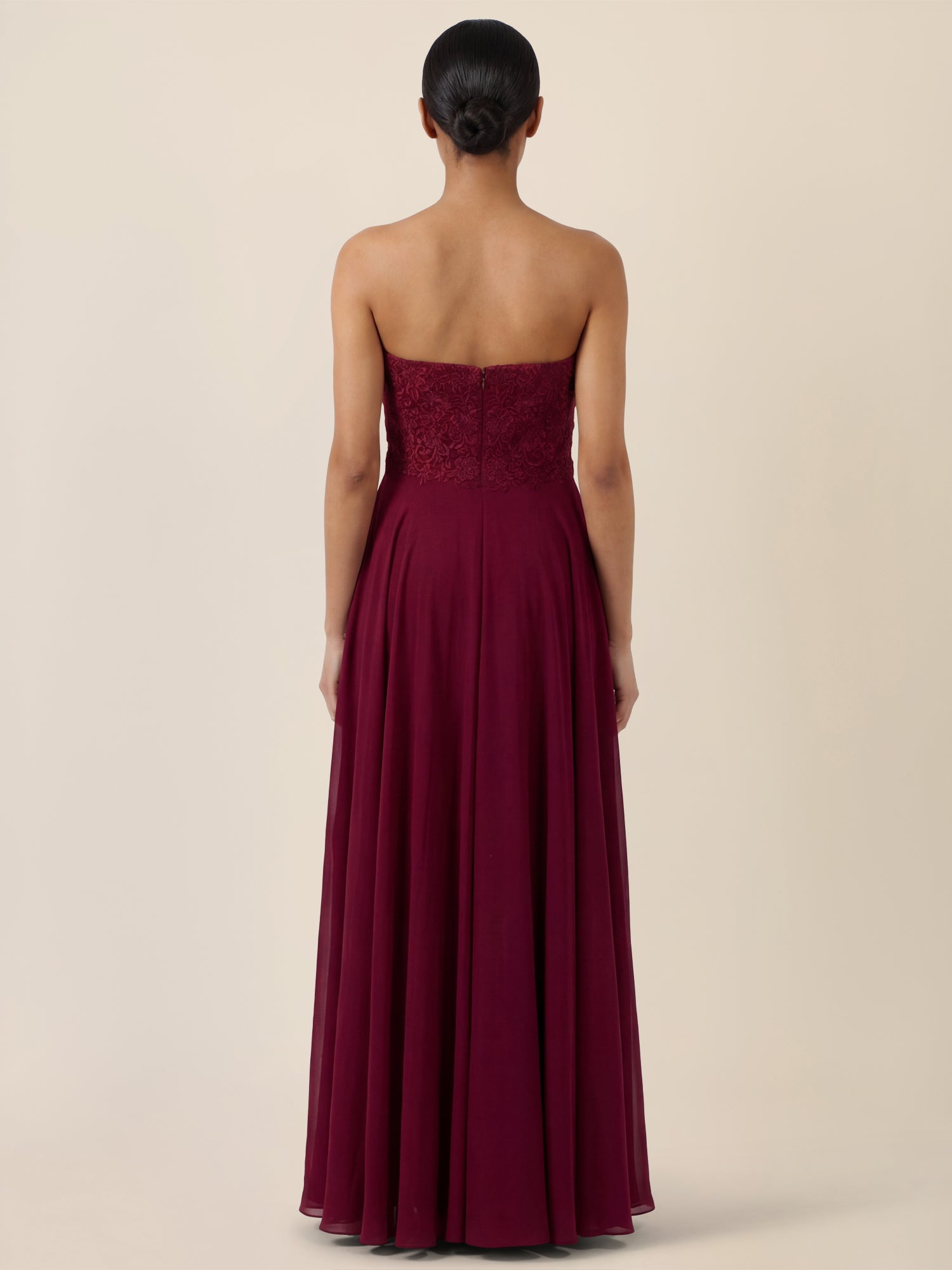 APART Elegantes Abendkleid mit Spitzenmieder | weinrot