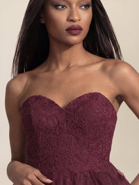 APART Elegantes Abendkleid mit Spitzenmieder | weinrot