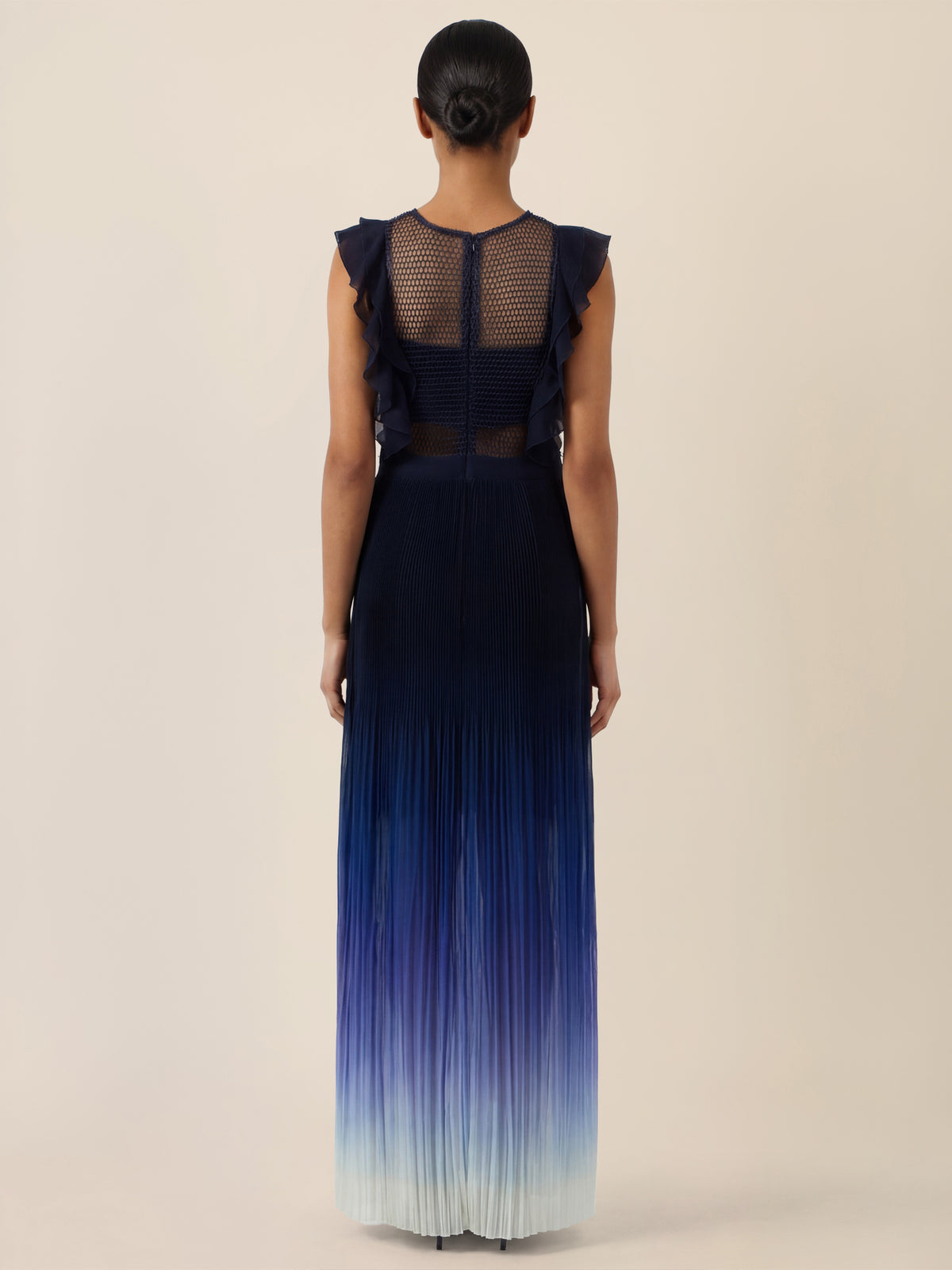 APART Maxikleid mit Spitze, Rüschen und plissiertem Dégradé-Rock | nachtblau-multicolor