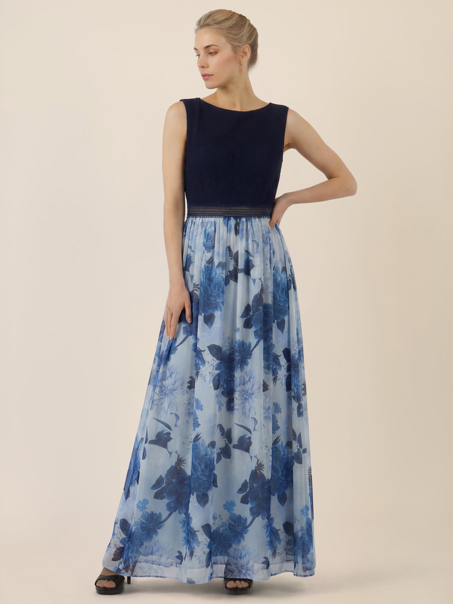 APART Maxikleid mit Spitzentop und Blumendesign | nachtblau-multicolor