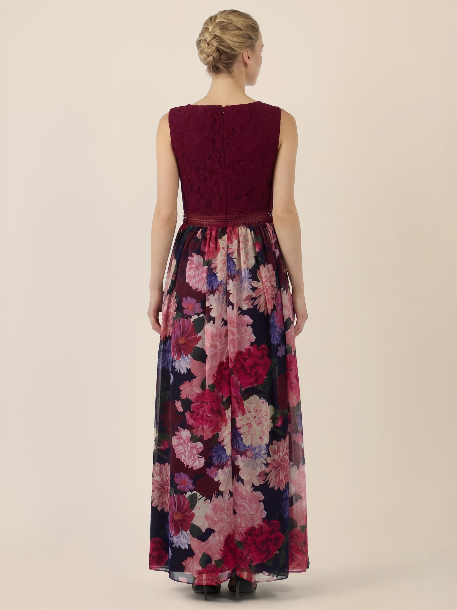 APART Maxikleid mit Spitzenoberteil & Blumenrock | weinrot-multicolor