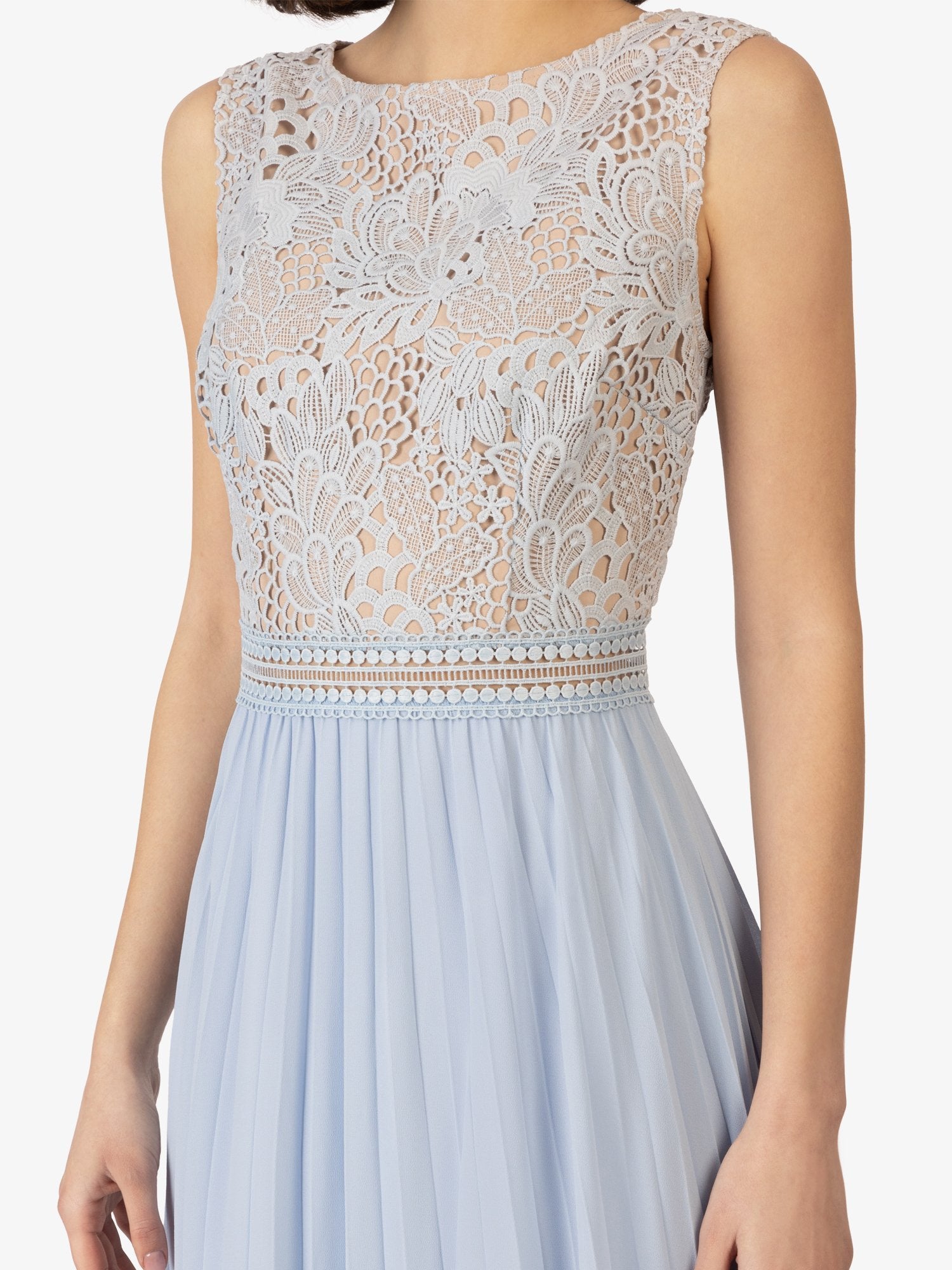 APART Hochzeitskleid mit geblümtem Design | taubenblau