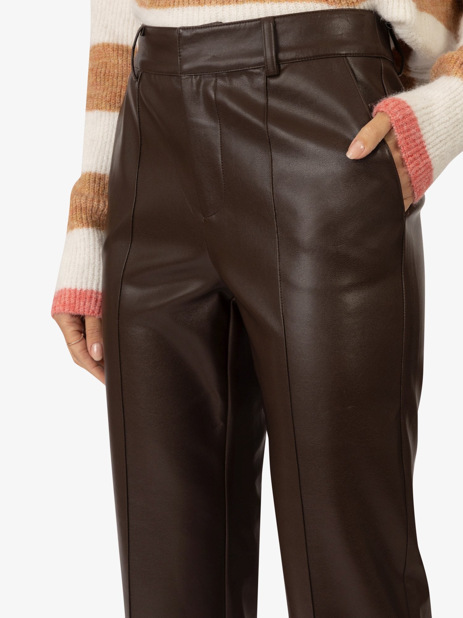 APART Kunstleder Hose aus einer weichen Kunstleder-Ware | dunkelbraun