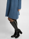 APART kuscheliges Kleid, Strickkleid, überschnittene Ärmel, lockere Wohlfühl-Form | jeansblau