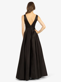 APART traumhaft schönes Kleid, Abendkleid, Cocktailkleid, Partykleid, Satin, Oberteil seit | schwarz