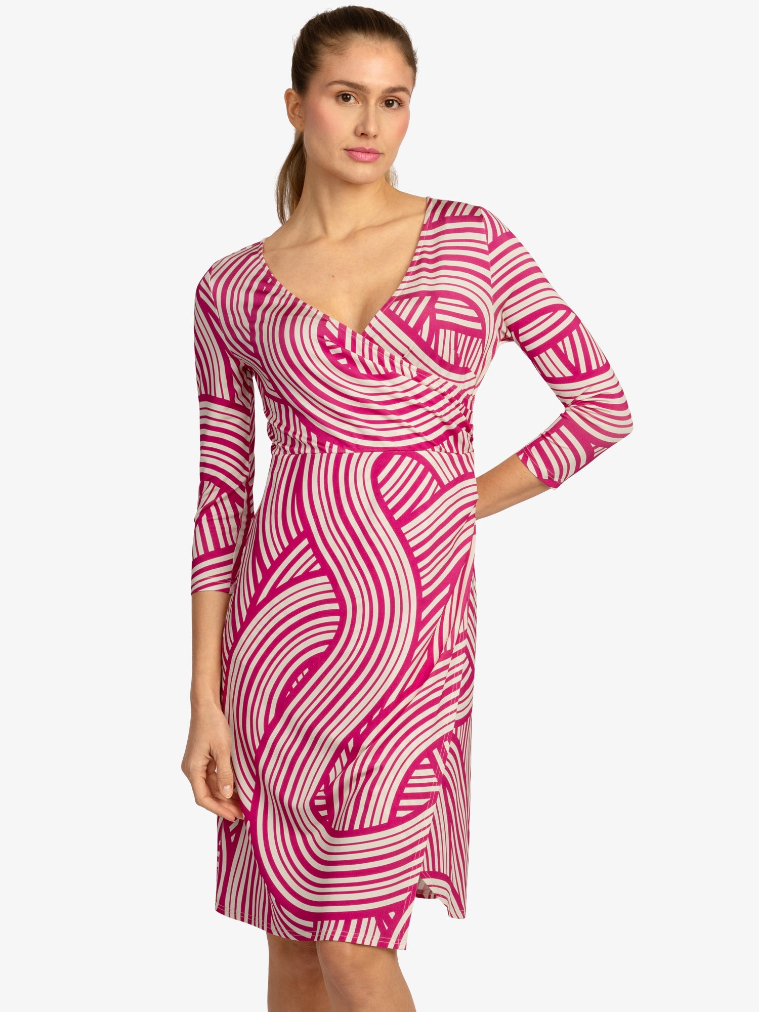 APART Kleid mit Wickeleffekt aus einer glatten Viskose- Mischung | fuchsia-creme