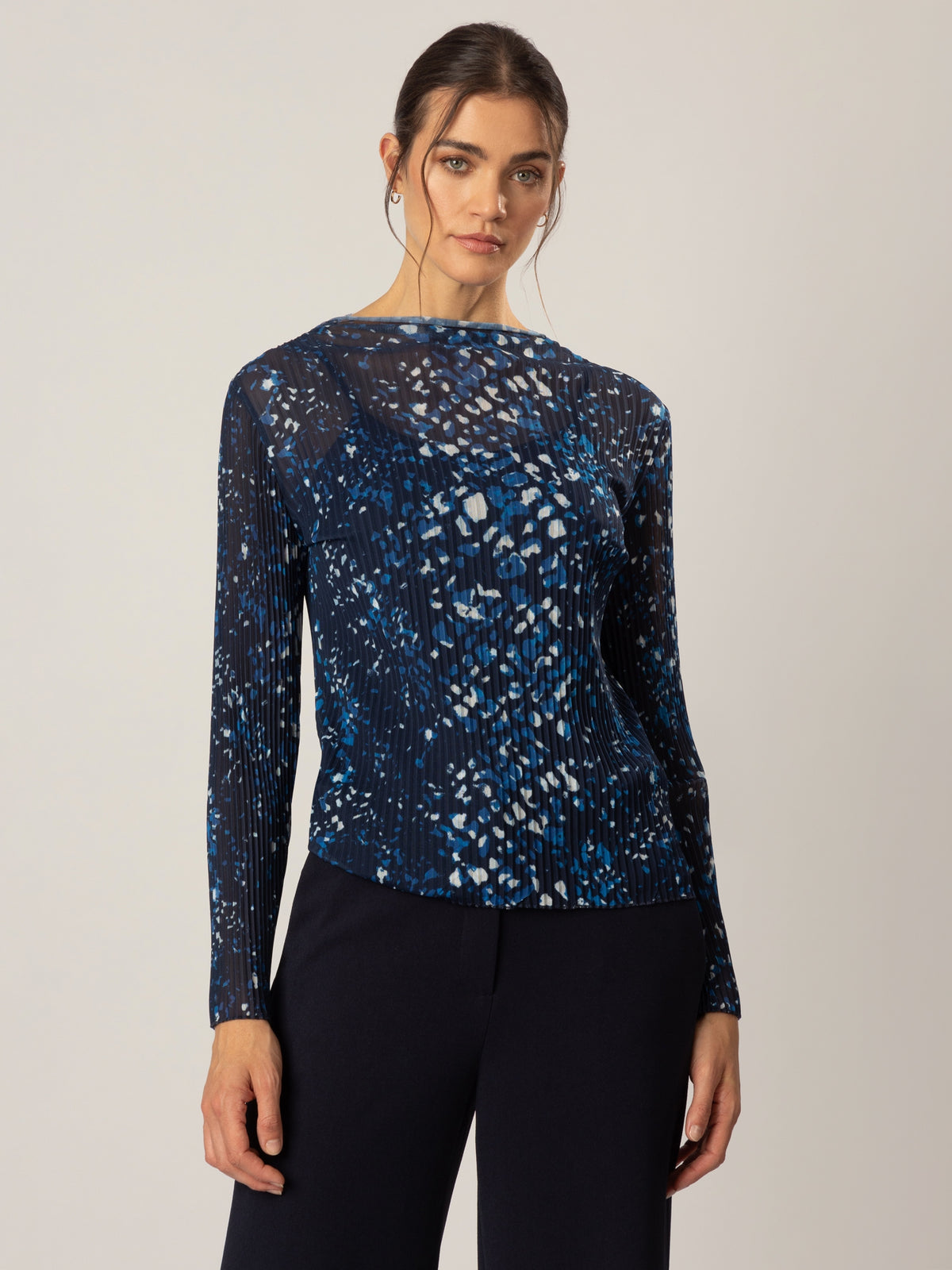APART Plissee-Meshshirt mit Allover-Druck | nachtblau-multicolor