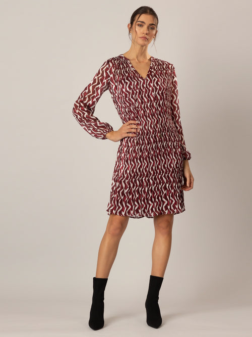 APART Plisseekleid mit verstellbaren Spaghettiträgern | creme-weinrot image 1