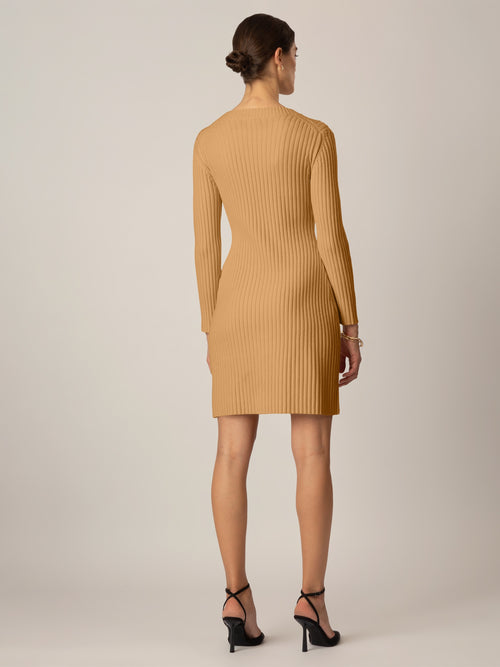 APART Strickkleid mit ausgestelltem Rockpart | cognac image 1
