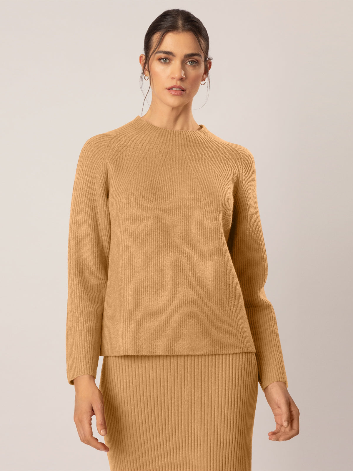 APART Pullover aus einer soften Viskose- Mischung mit Kaschmir allover in Halbpatent gestr | cognac