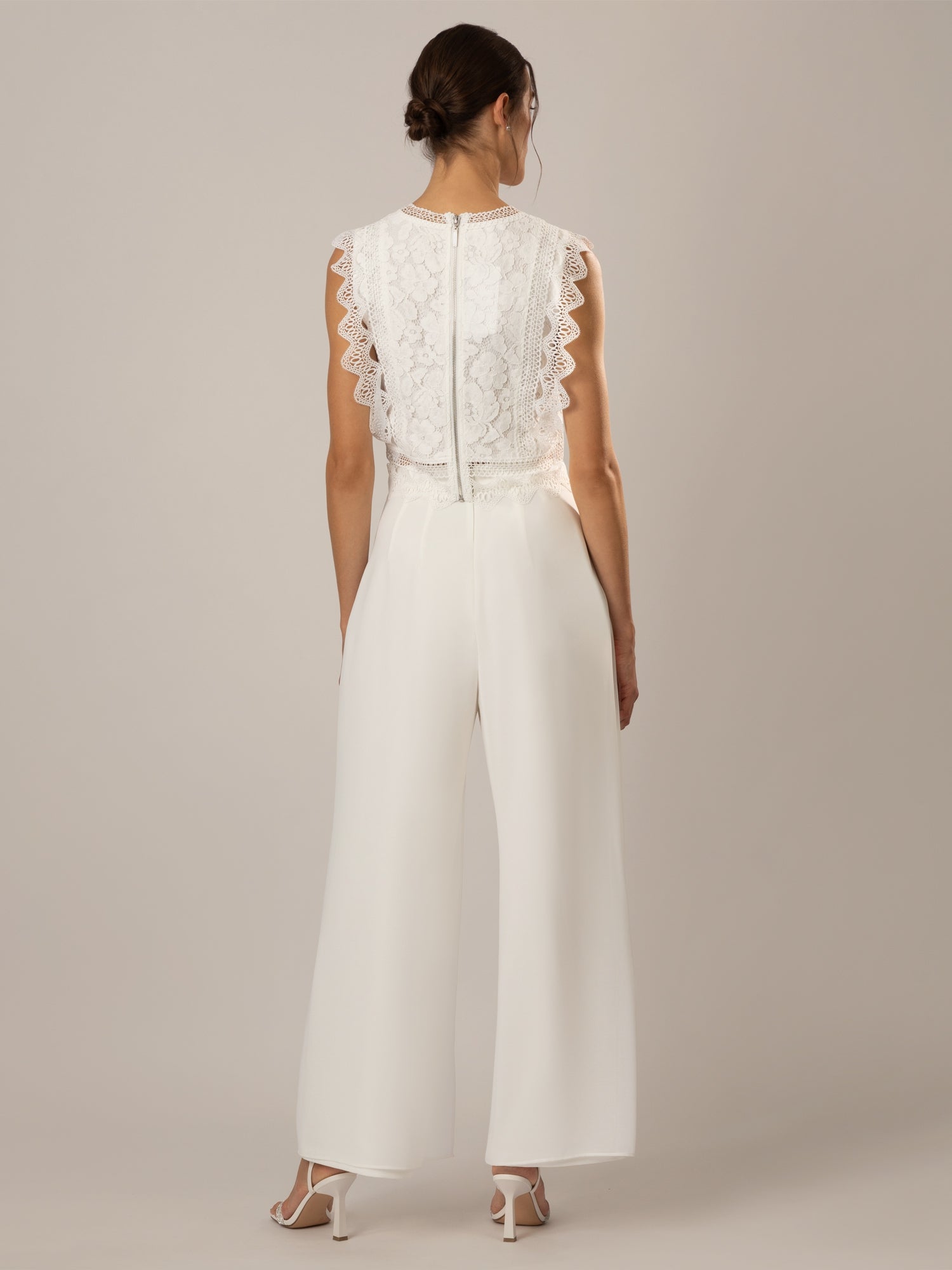 APART Hochzeitshose aus einem leicht strukturierten, elastischen Stoff mit Chiffon Layer | creme