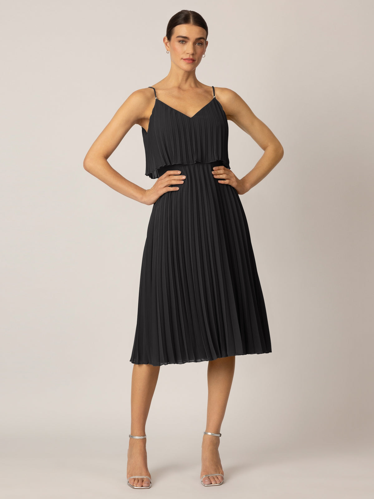 APART Cocktailkleid in 2in1 Optik | schwarz