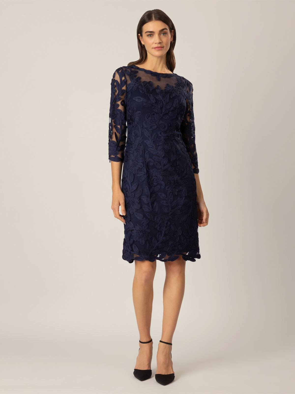 APART Cocktailkleid allover aufwendig bestricktes Mesh | nachtblau