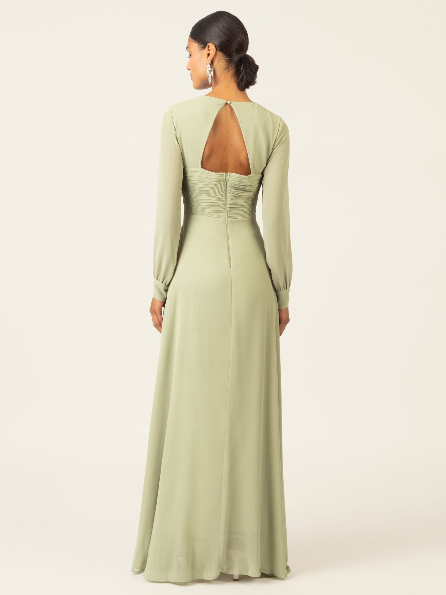 APART Langes Chiffon Kleid mit Plisseefalten | olive