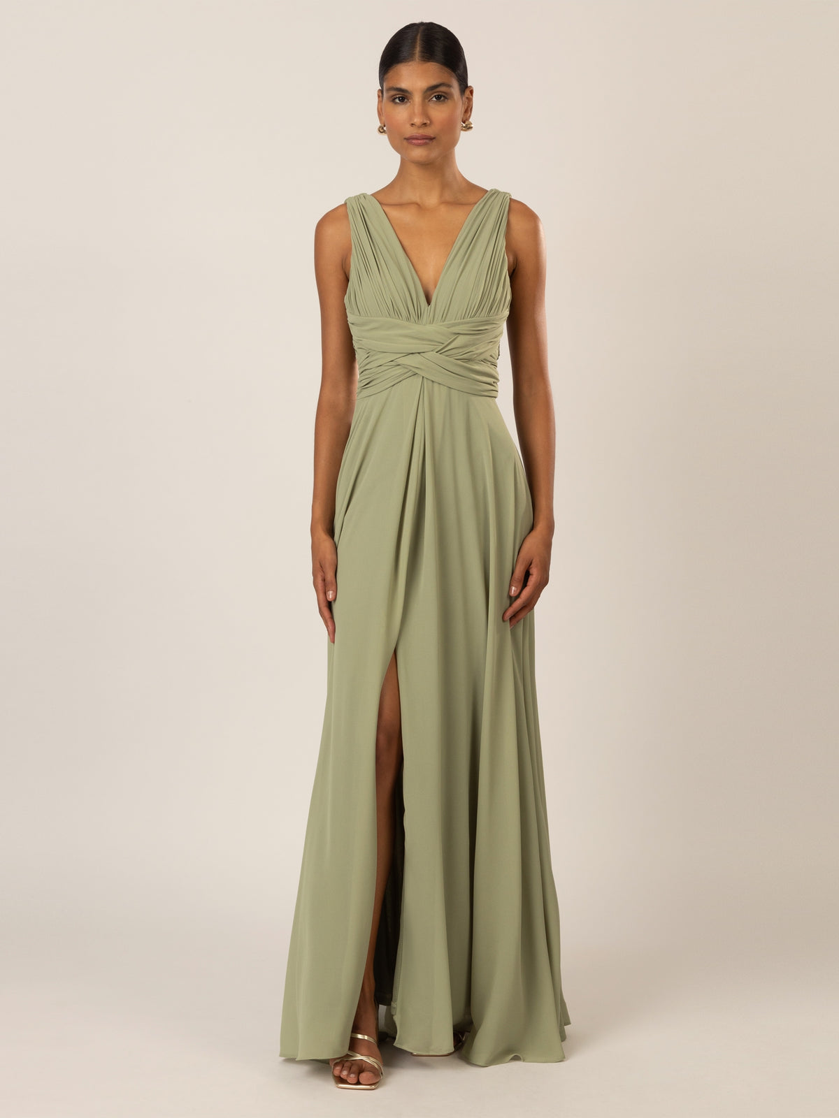 APART Langes Chiffon Kleid mit V-Ausschnitt vorne und Hinten | olive
