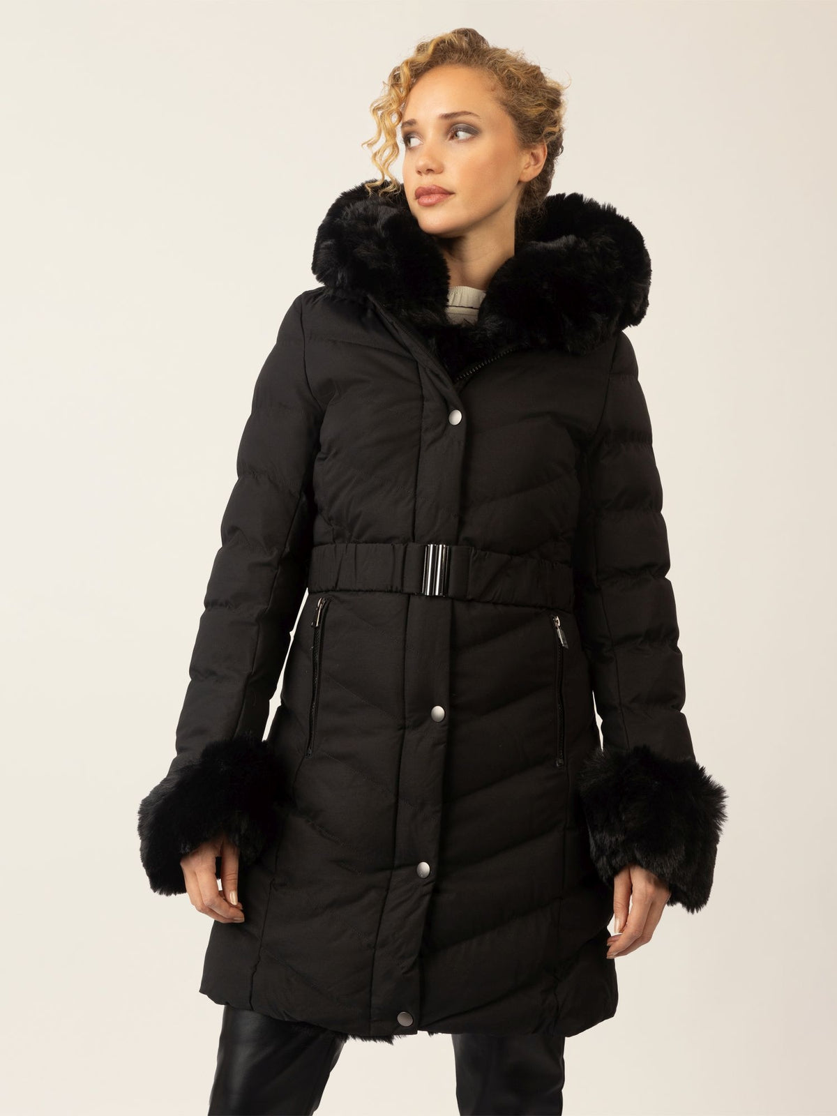 APART Winterjacke mit Reißverschluss für optimalen Schutz im Winter | schwarz