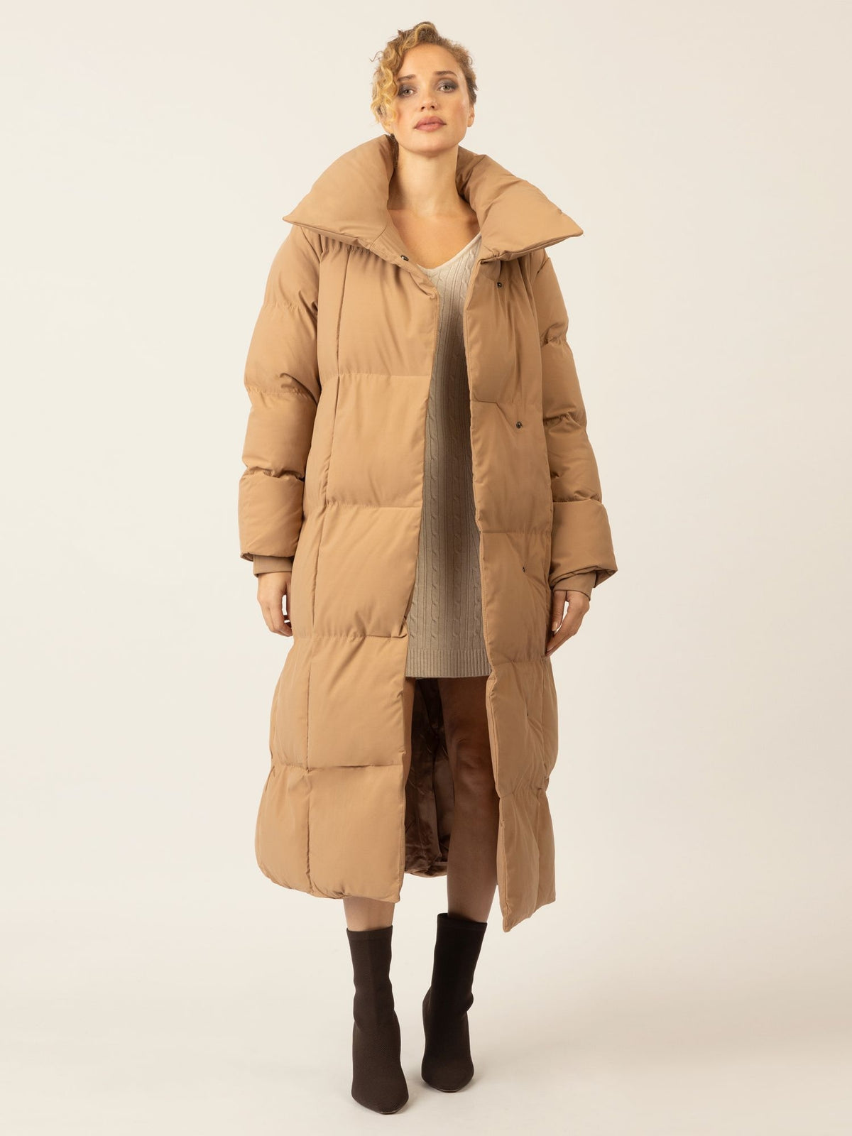 APART Winterjacke mit Reißverschluss für stilvollen Schutz an kühlen Tagen | camel