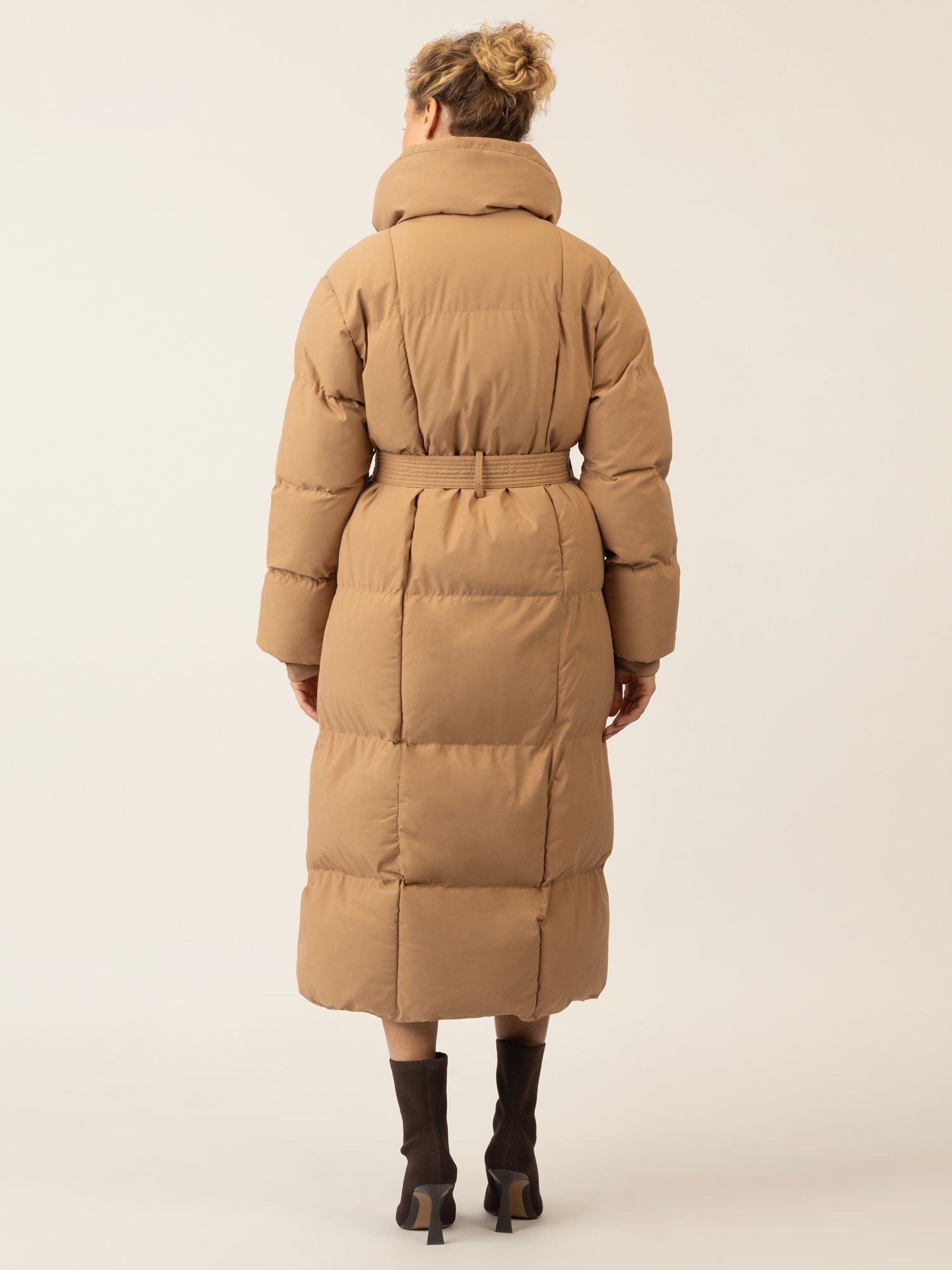 APART Winterjacke mit Reißverschluss für stilvollen Schutz an kühlen Tagen | camel