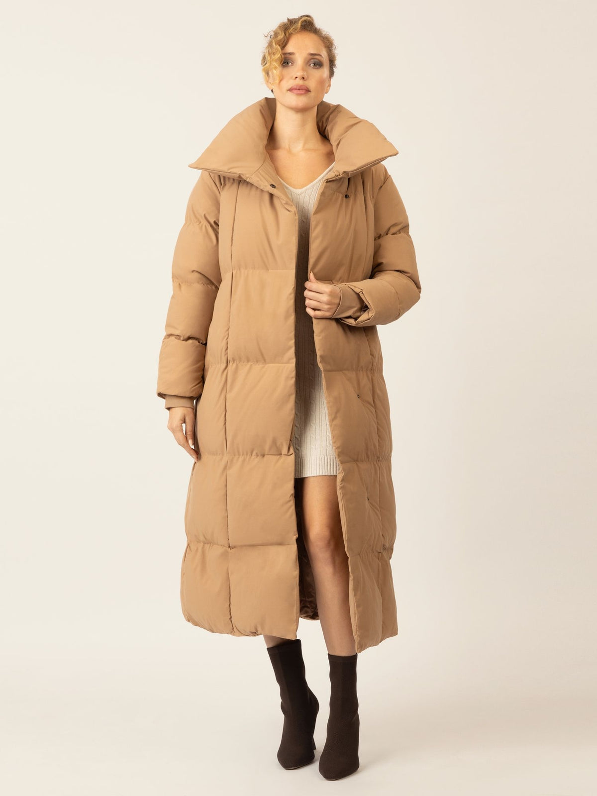 APART Winterjacke mit Reißverschluss für stilvollen Schutz an kühlen Tagen | camel