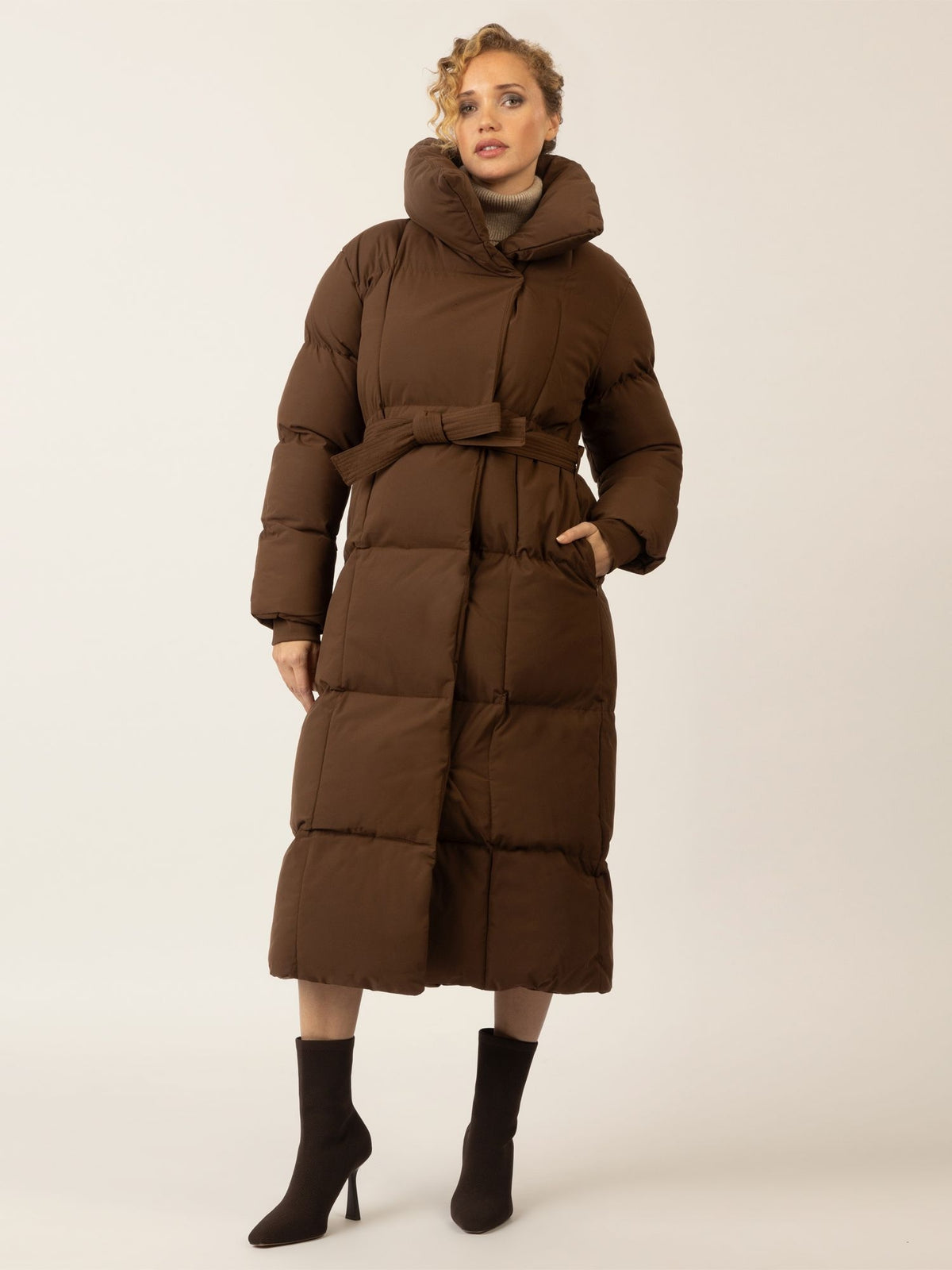 APART Winterjacke mit Reißverschluss für stilvollen Schutz an kühlen Tagen | braun