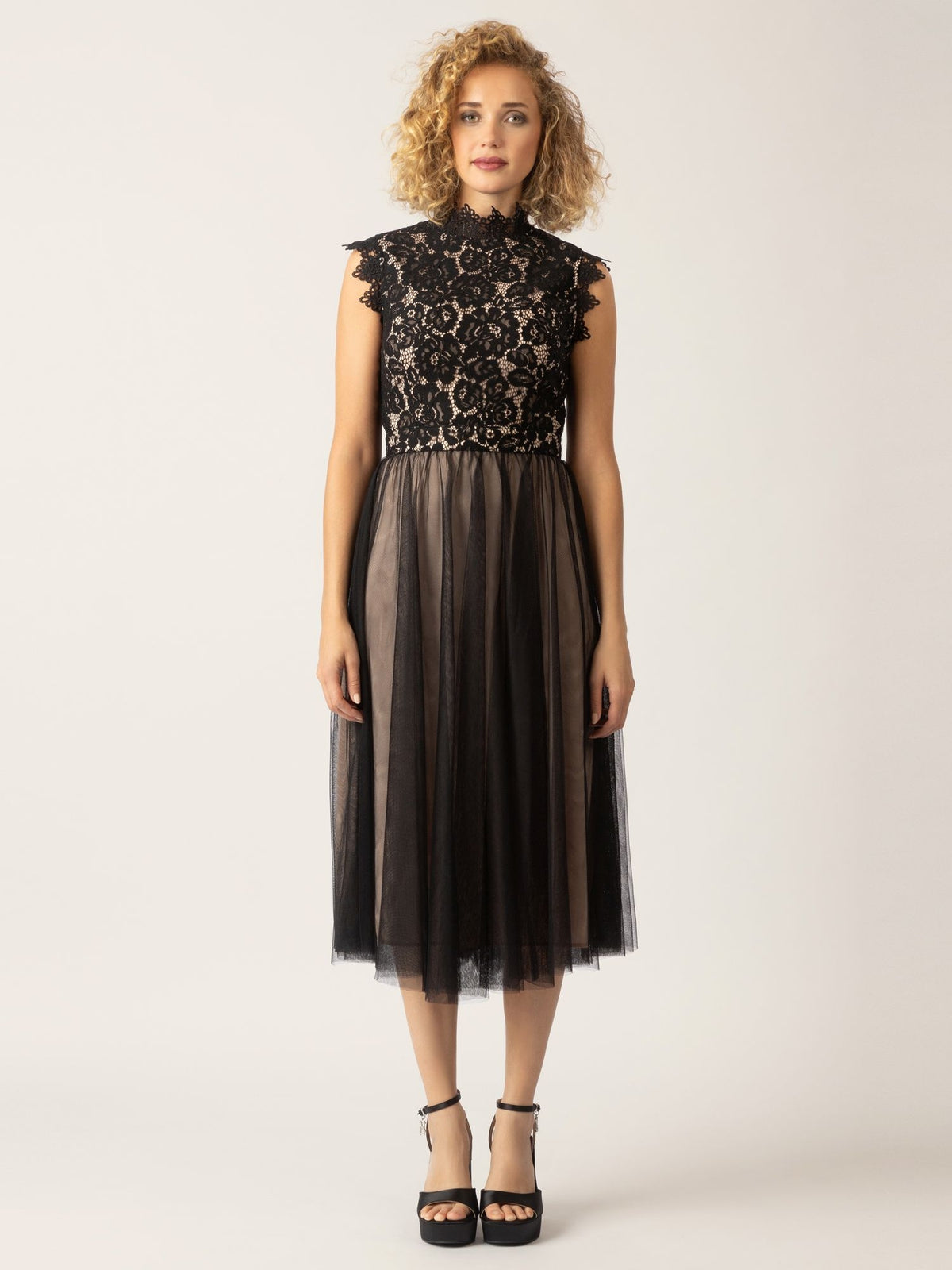 APART Kurzes Kleid mit Reißverschluss für eine elegante Passform im Alltag | schwarz