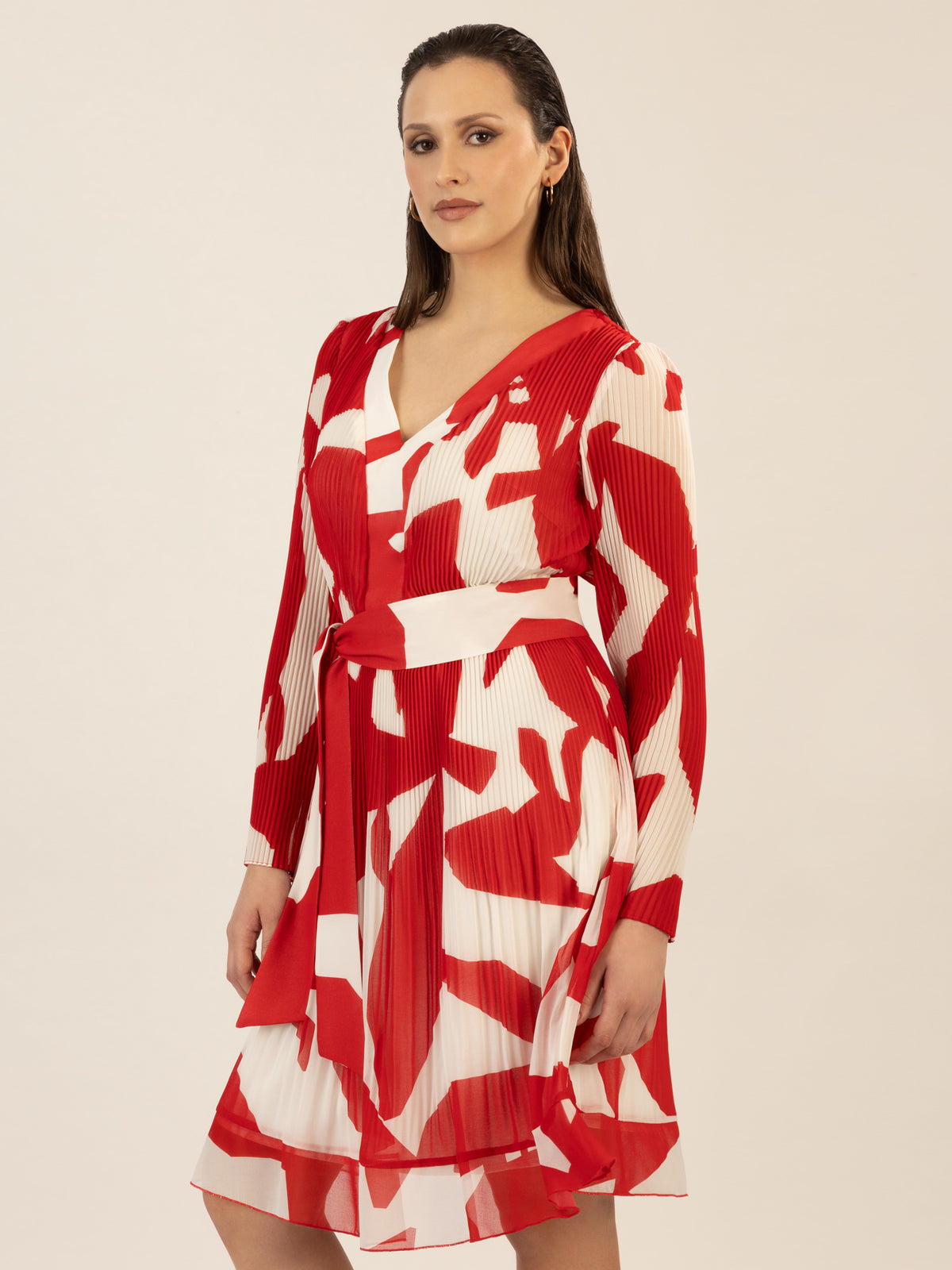 APART Kleid mit allover Druck und Plissee-Falten | rot-creme