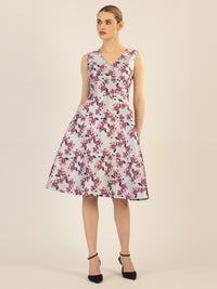 APART Jacquardkleid aus einem Jacquard mit allover Blüten | pflaume-multicolor