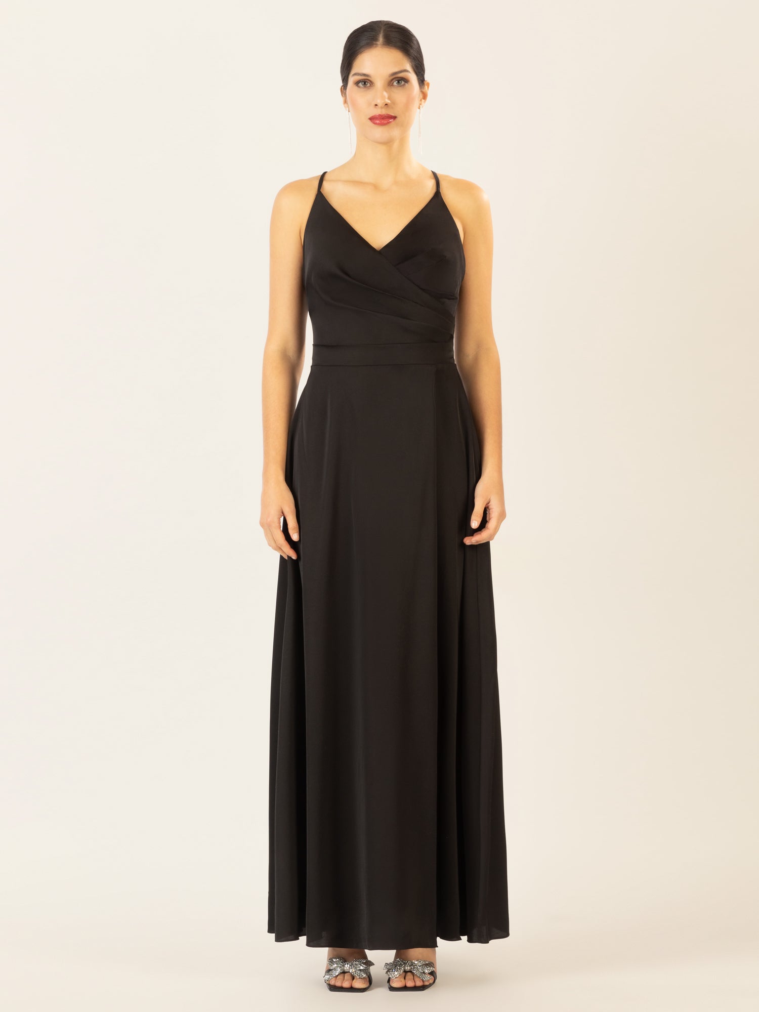 APART Satin-Abendkleid mit Wickeleffekt | schwarz