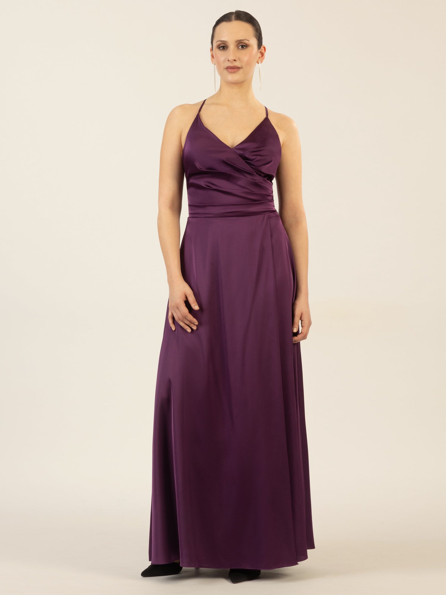 APART Satin-Abendkleid mit Wickeleffekt | pflaume