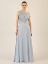 APART Abendkleid im Materialmix aus bestickter Spitze und Chiffon | hellblau