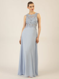 APART Abendkleid im Materialmix aus bestickter Spitze und Chiffon | hellblau