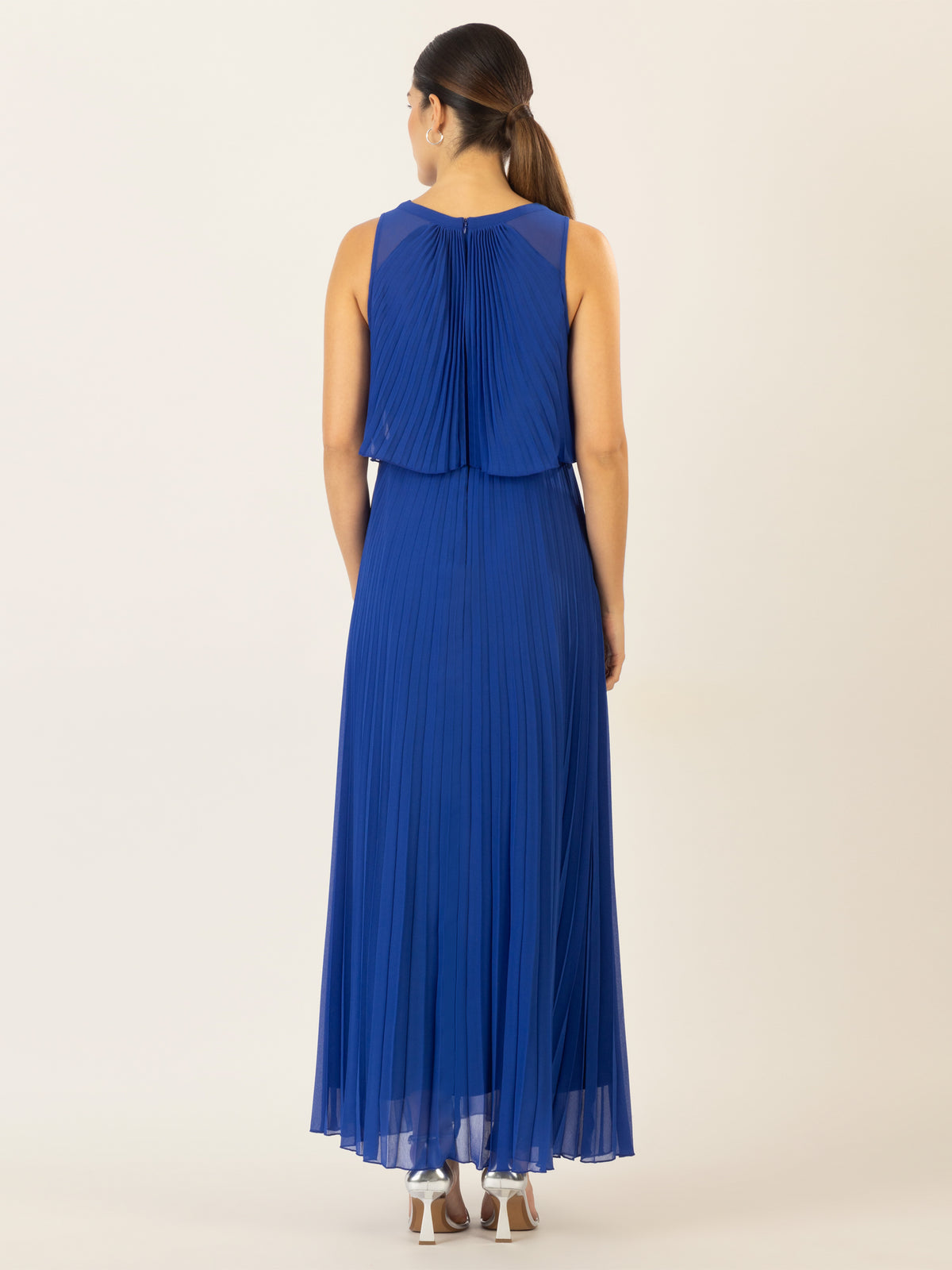 APART Abendkleid mit lose fallendem Sonnenplissee-Part bis zur Taille | royalblau