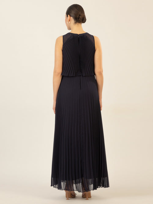 APART Abendkleid mit lose fallendem Sonnenplissee-Part bis zur Taille | nachtblau image 1