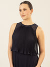 APART Abendkleid mit lose fallendem Sonnenplissee-Part bis zur Taille | nachtblau