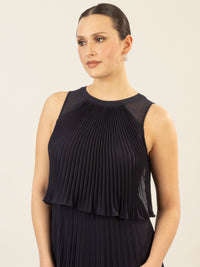 APART Abendkleid mit lose fallendem Sonnenplissee-Part bis zur Taille | nachtblau
