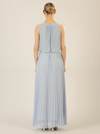 APART Abendkleid mit lose fallendem Sonnenplissee-Part bis zur Taille | hellblau