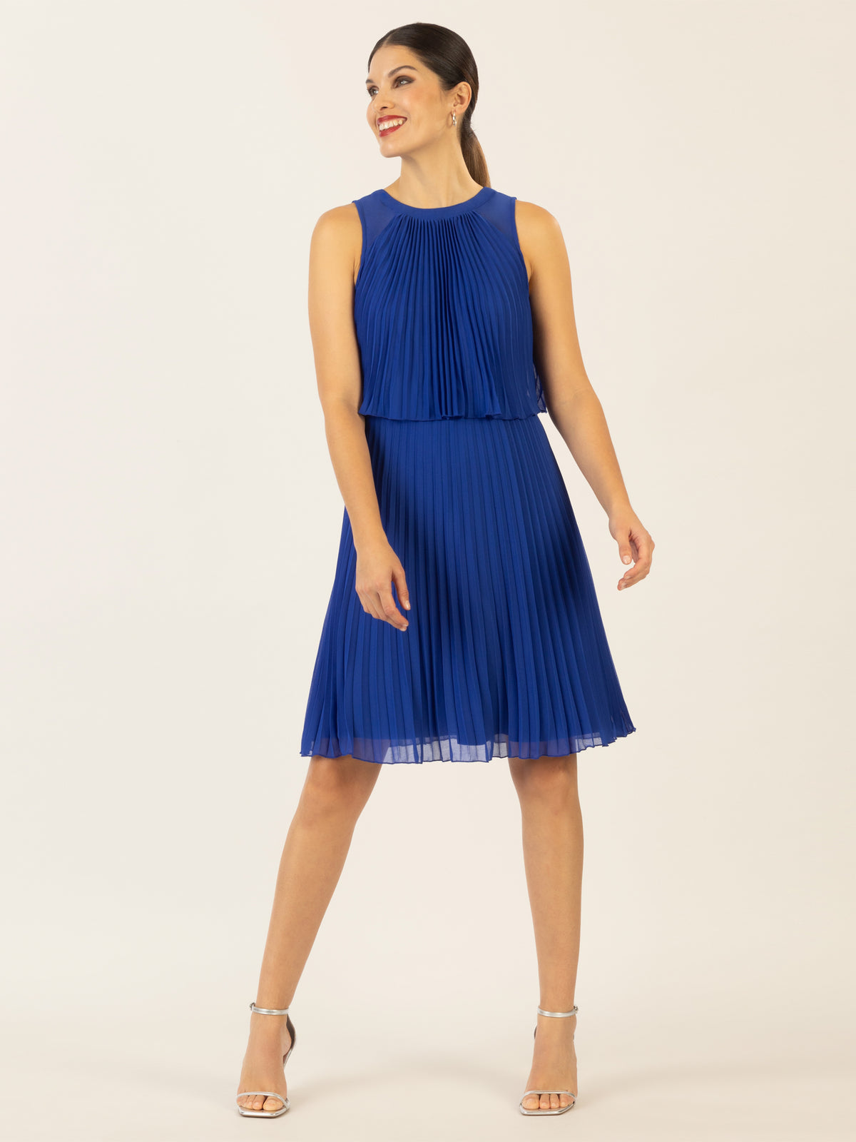 APART Cocktailkleid mit rundem Ausschnitt und schmalem , sichtbaren Halsring | royalblau