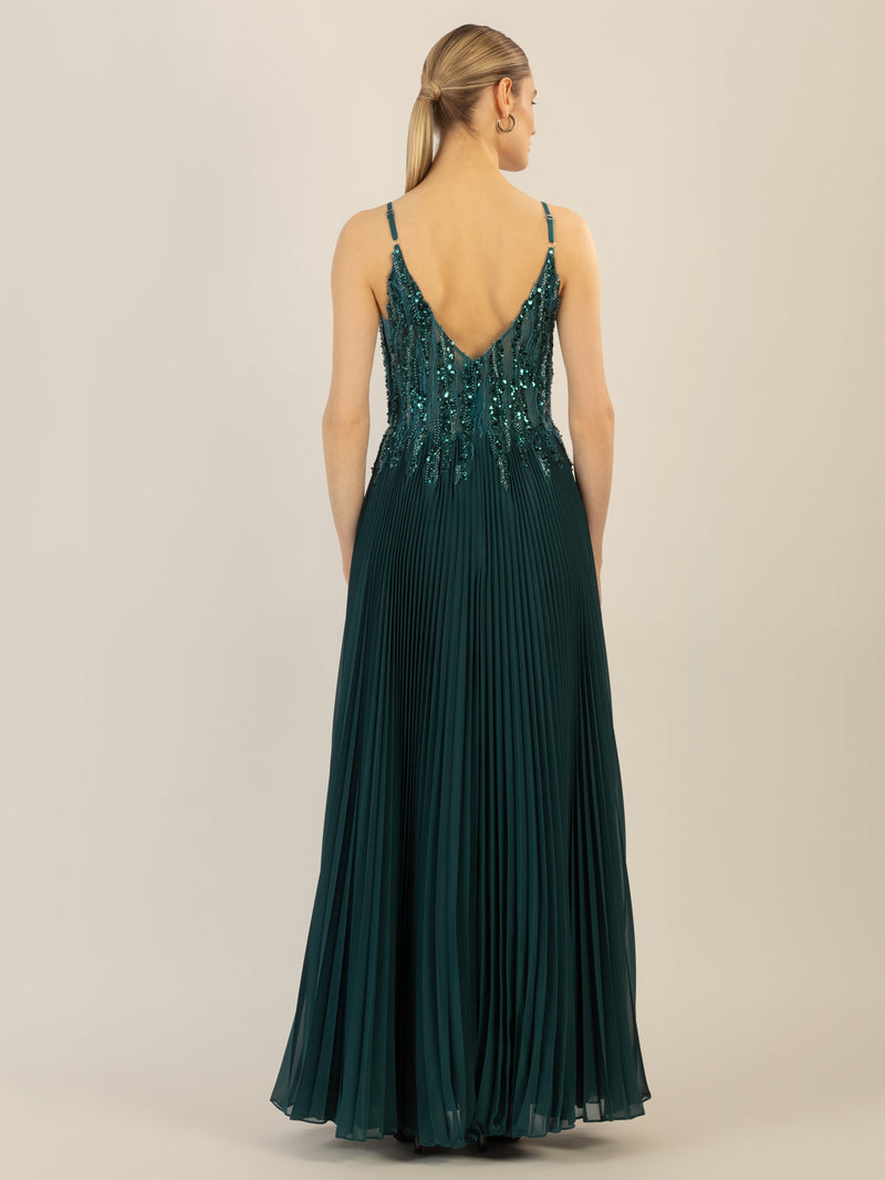 APART Abendkleid mit Chiffon und aufwendiger Bestickung | emerald