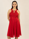 APART Cocktailkleid aus einer plastischen Spitze und Chiffon | rot