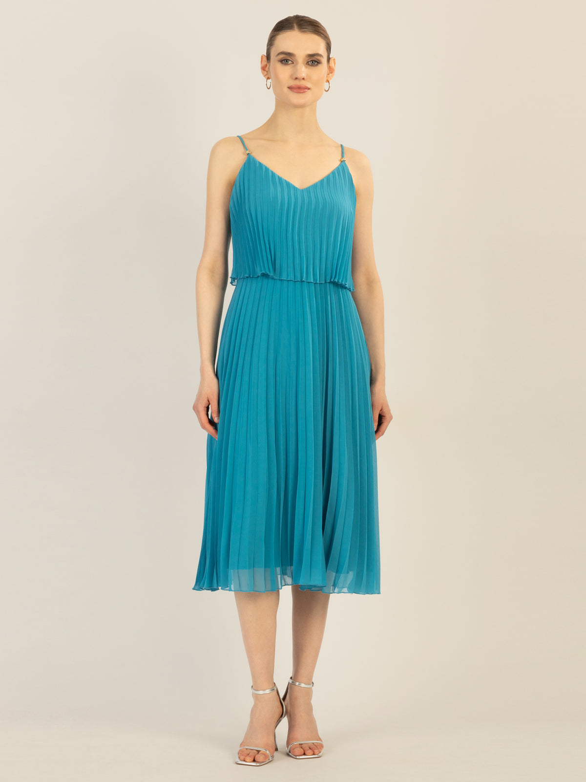 APART kurzes Plisseekleid in 2in1 Optik | türkis