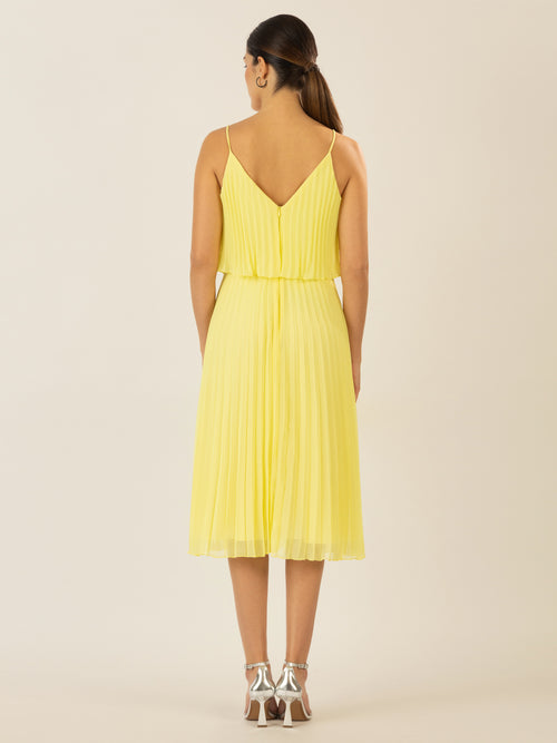APART kurzes Plisseekleid in 2in1 Optik | vanilla image 1