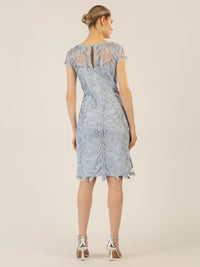 APART Cocktailkleid, aufwendig bestricktes Meshkleid | hellblau