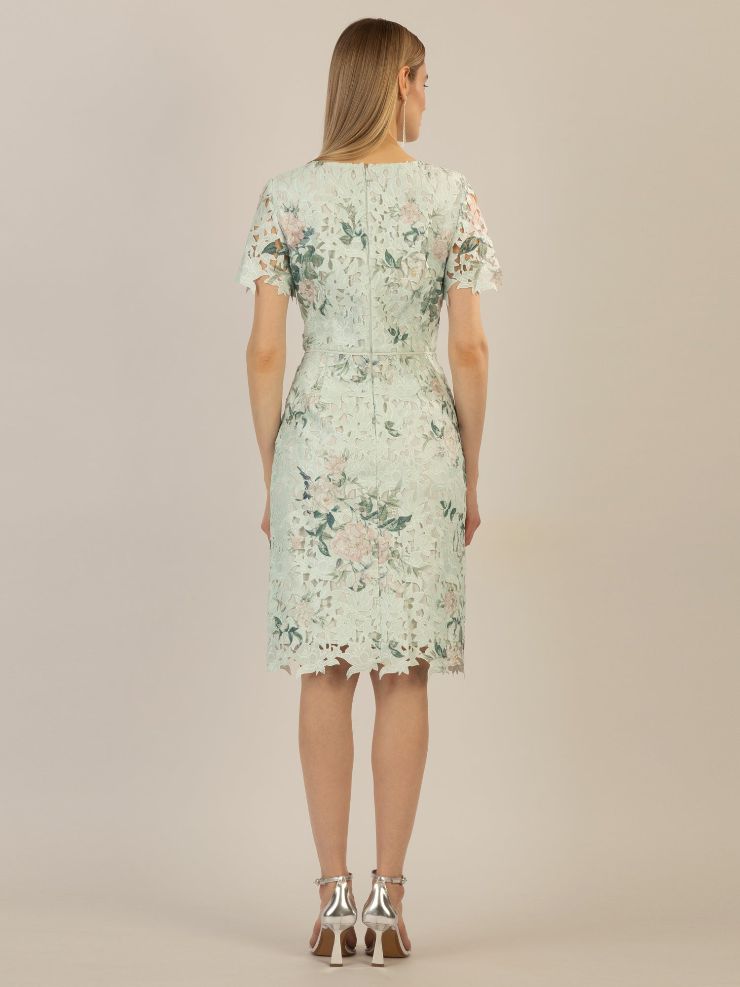 APART bedrucktes Spitzenkleid aus Spitze allover bedruckt | jade-multicolor