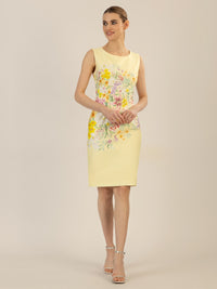 APART bedrucktes Etuikleid aus matt schimmerndem Satin, mit Blüten Druck | vanille-multicolor