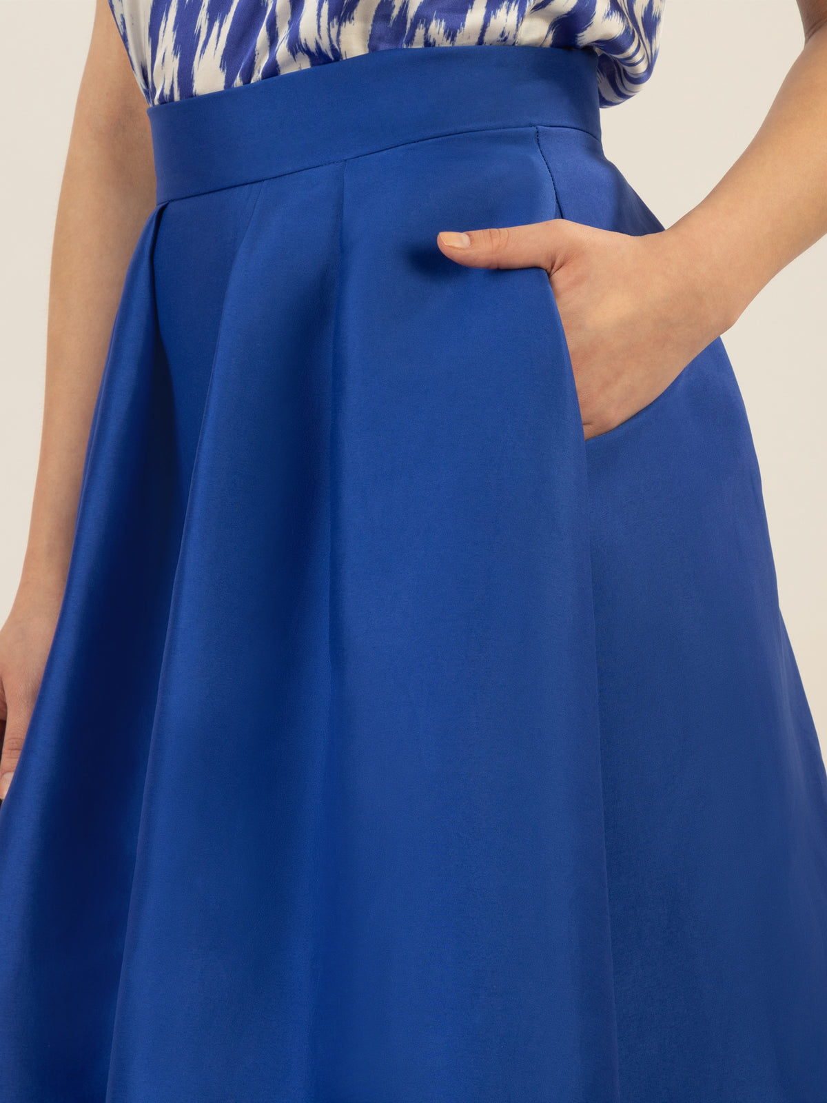 APART Satinrock aus mattschimmerndem Satin | royalblau