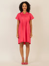 Mint & Mia Kurzes Baumwoll Kleid mit Stehkragen und Falten | pink