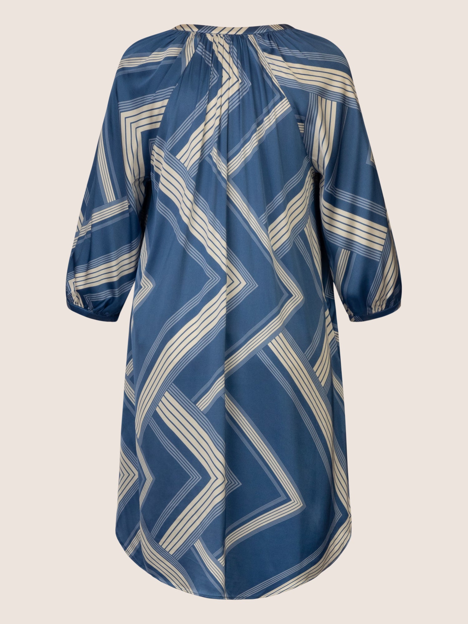 Mint & Mia Bedrucktes satin Kleid mit V-Ausschnitt und Print | blau-multicolor