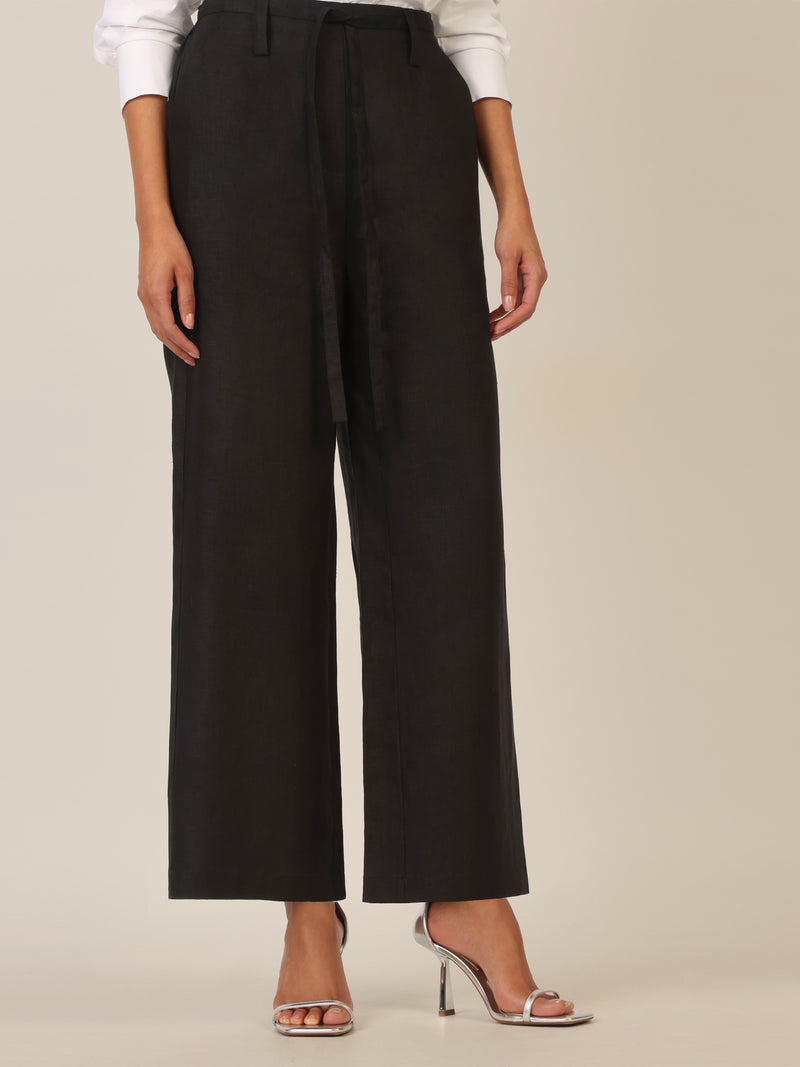Mint & Mia Leinen Hose mit Bindegürtel | schwarz