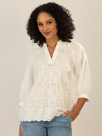 Mint & Mia Tunika mit Lochspitze mit Lochstickerei und 3/4-Ärmeln | creme